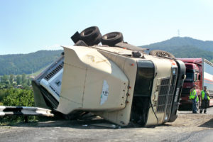 Why Hire a Lawyer to Handle Your Semi-Truck Accident Claim