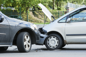 How Minner Vines Injury Lawyers, PLLC Can Help After a Head-On Accident in Nashville